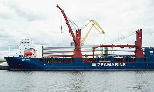 Live cargo tracking at the port